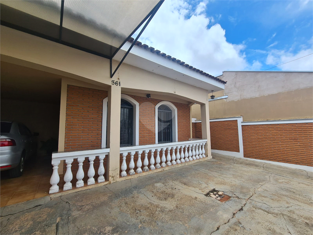 Venda Casa São Carlos Vila São José REO689073 2