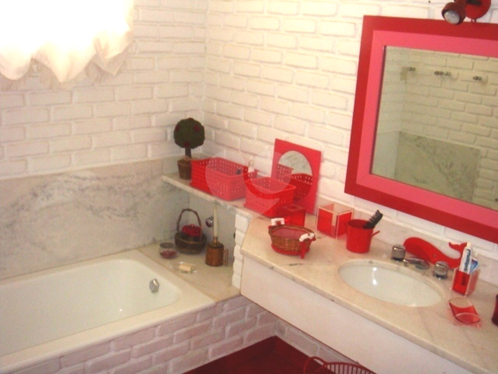 Foto REO689524