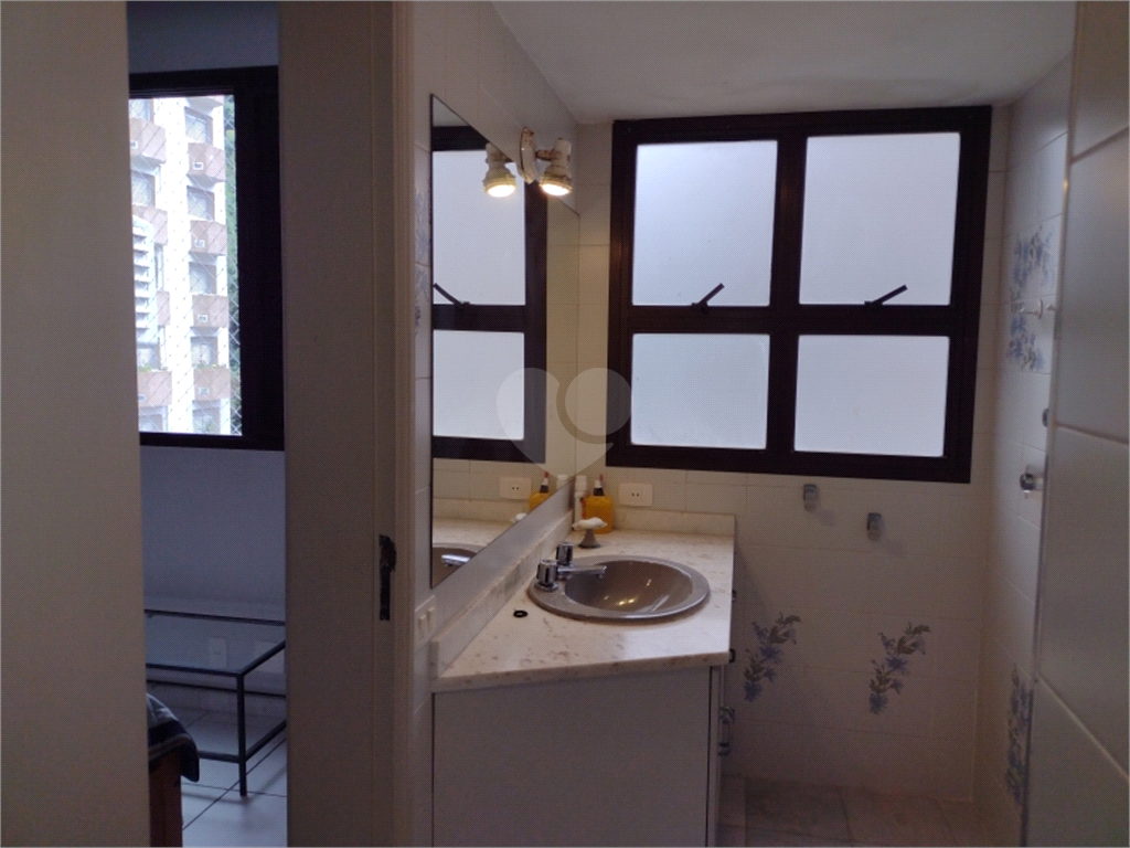 Venda Apartamento Guarujá Pitangueiras REO690523 19