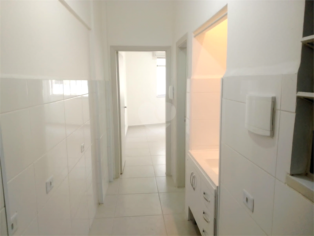 Venda Apartamento São Paulo Santa Cecília REO691230 3