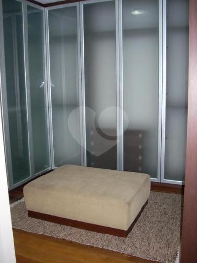 Foto REO69202