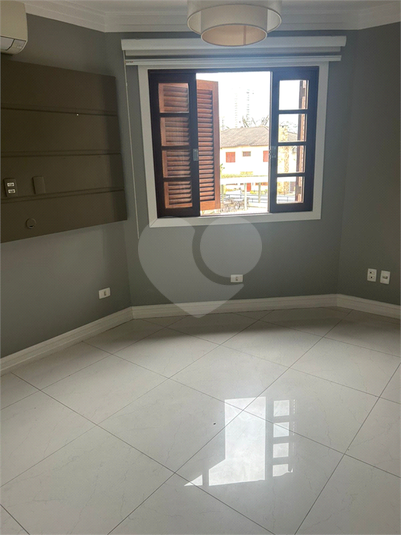 Foto REO69275