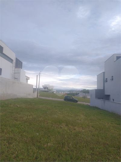 Foto REO693602