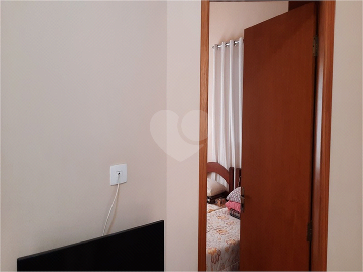 Foto REO694271