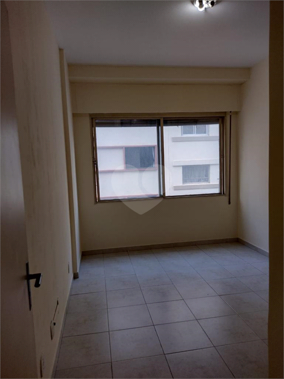 Venda Apartamento São Paulo República REO694516 18