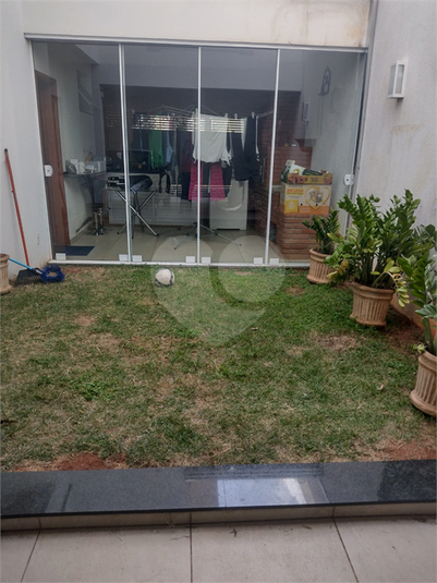 Foto REO694924