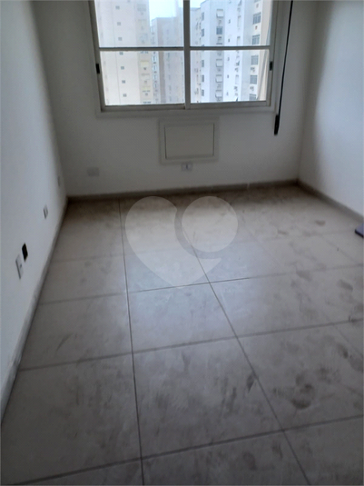 Venda Apartamento Santos Pompéia REO695018 10