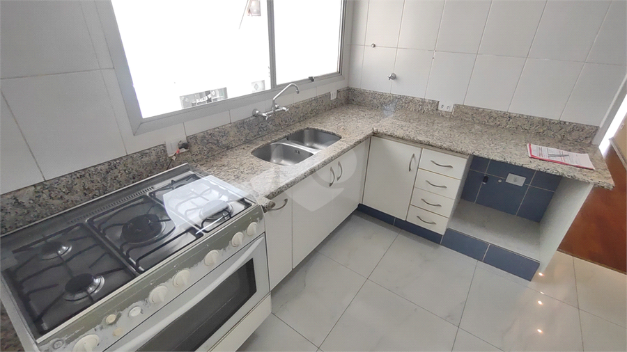 Venda Apartamento São Paulo Santana REO696215 20