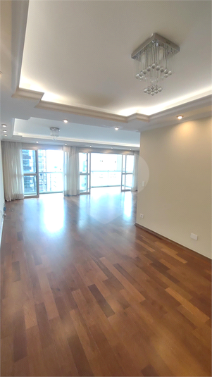 Venda Apartamento São Paulo Santana REO696215 13