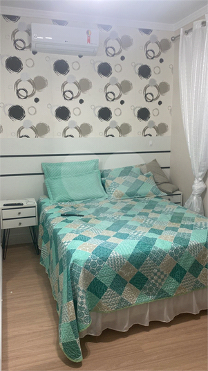 Foto REO696430