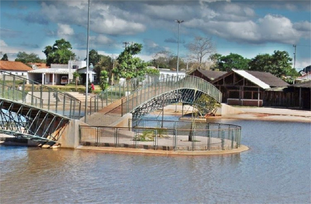 Venda Chácara Campina Do Monte Alegre Centro REO696477 24