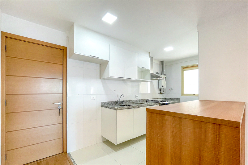 Venda Apartamento São Paulo Santana REO696687 8