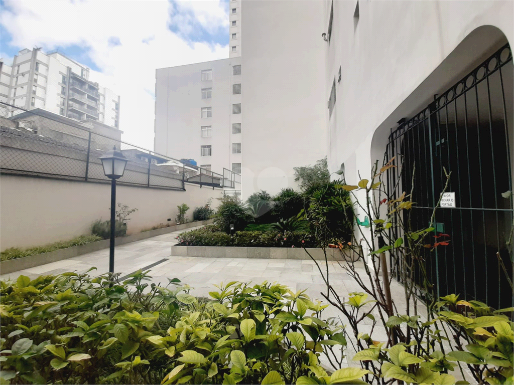 Venda Apartamento São Paulo Moema REO696856 37