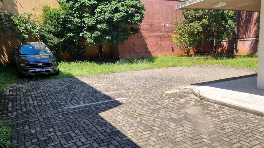 Foto REO697100