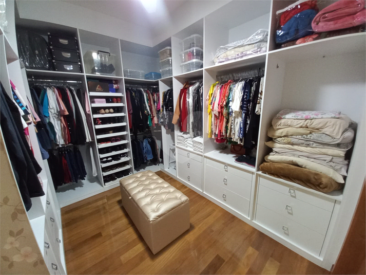 Foto REO698236