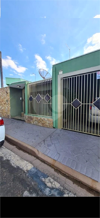 Venda Casa Américo Brasiliense Centro REO699896 9