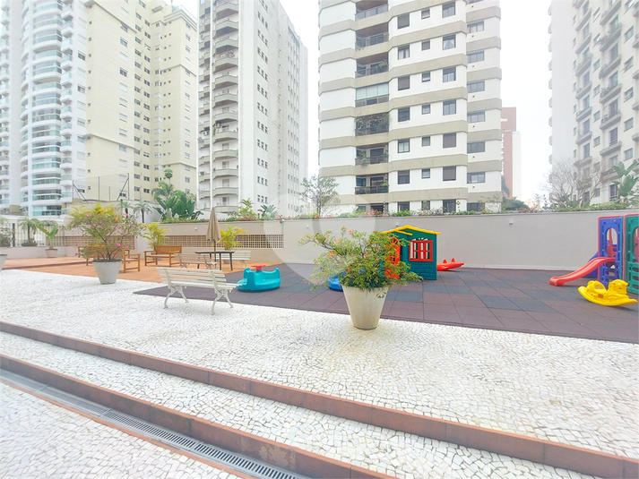 Foto REO700282