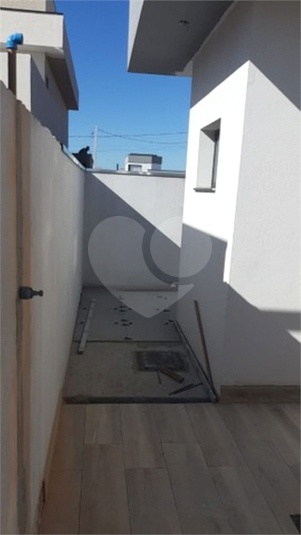 Foto REO700440