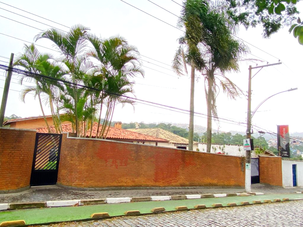 Venda Casa Embu Centro REO700664 3