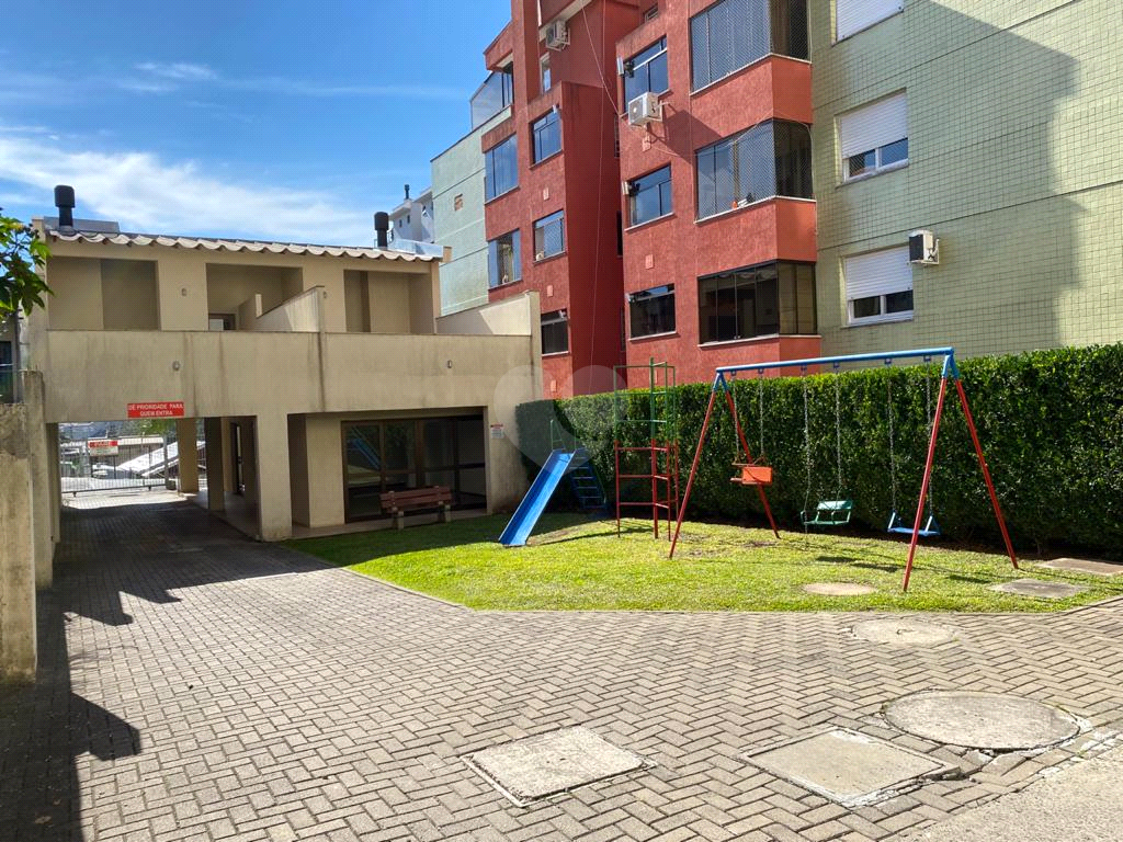 Venda Apartamento Porto Alegre Petrópolis REO700790 17