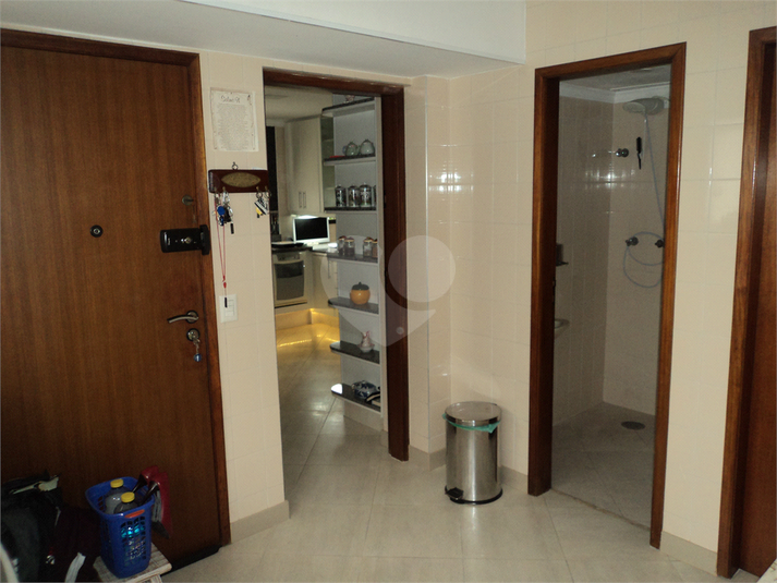Foto REO700939