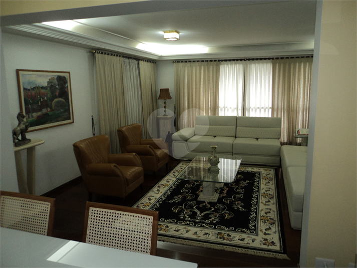 Foto REO700939