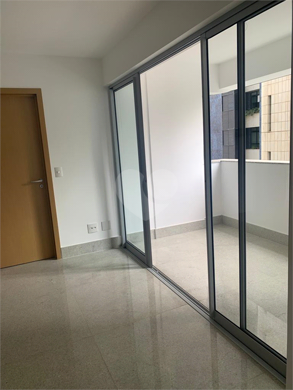 Venda Apartamento Belo Horizonte Savassi REO701209 3