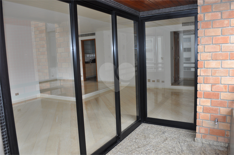 Foto REO701348