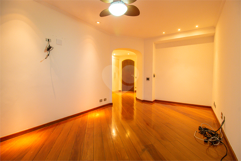Foto REO702041