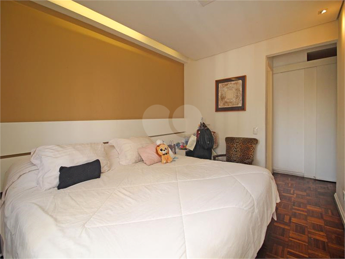 Foto REO703078