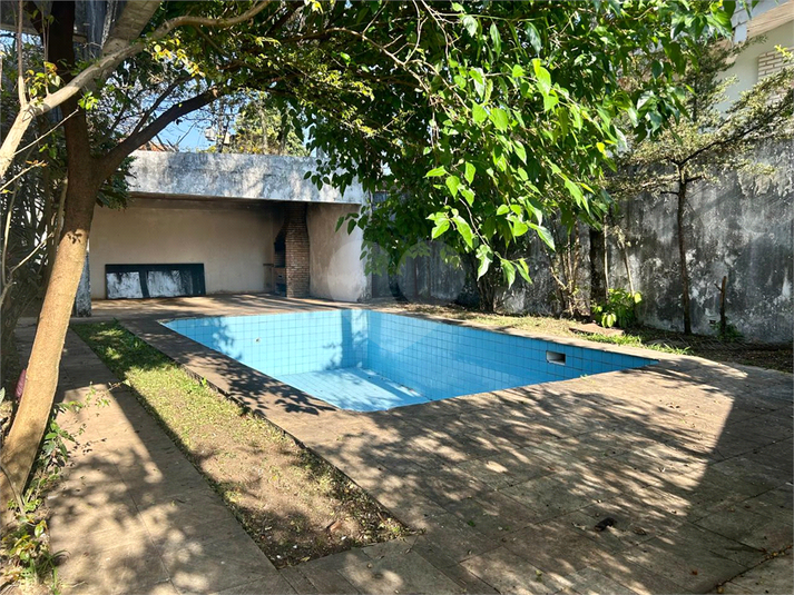 Foto REO70404