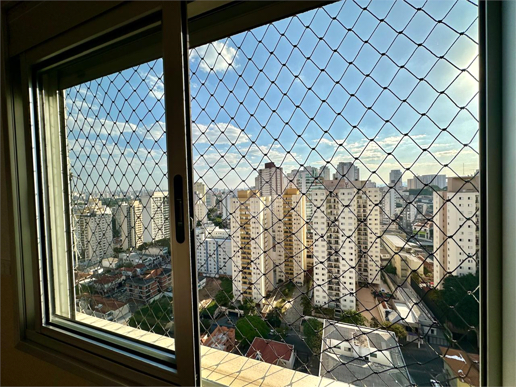 Venda Apartamento São Paulo Santana REO706021 37