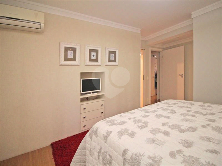 Foto REO706661