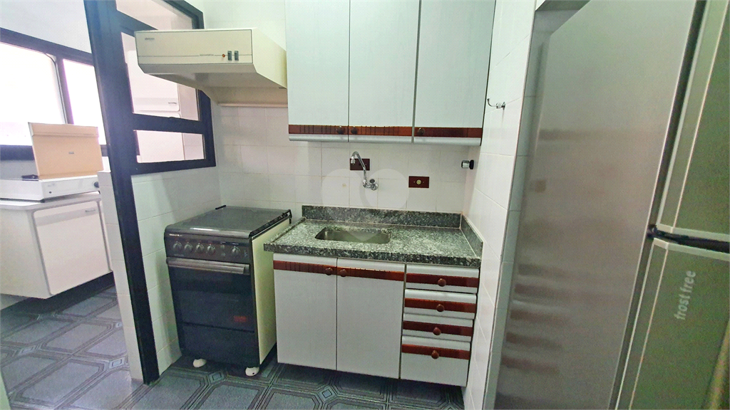 Venda Apartamento Guarujá Pitangueiras REO707300 18