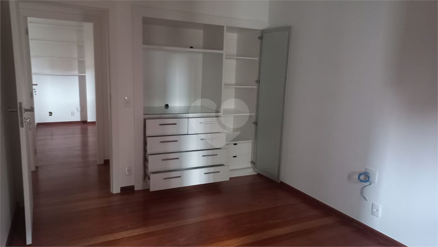 Foto REO707636