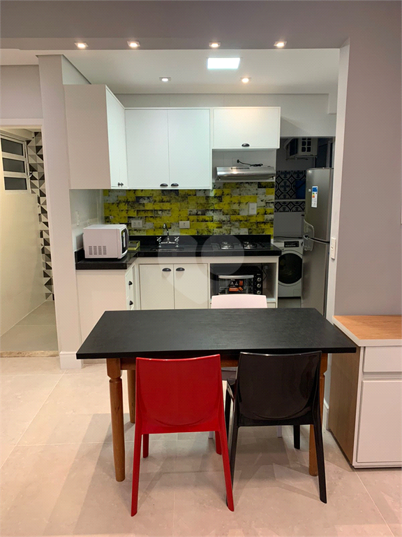 Venda Apartamento São Paulo Bela Vista REO708592 3