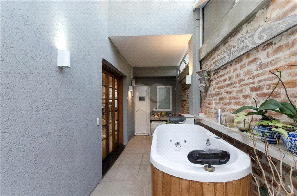 Venda Sobrado São Paulo Vila Nova Conceição REO709008 24