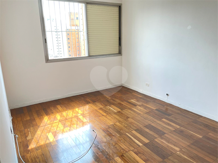 Foto REO710329
