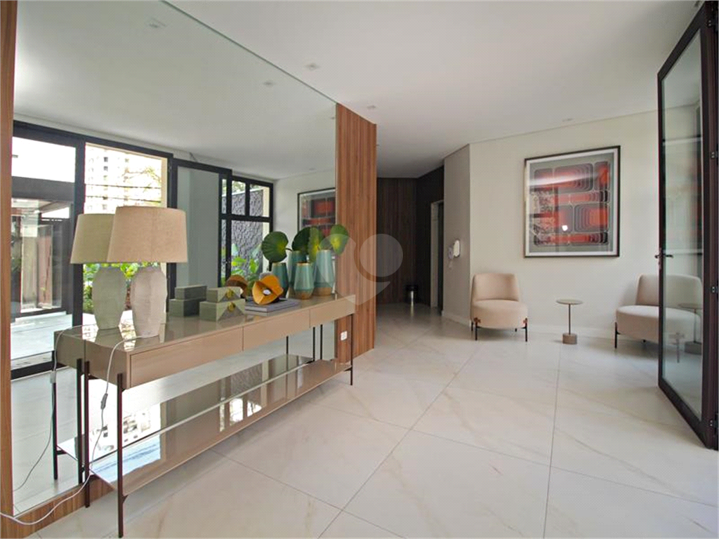 Venda Apartamento São Paulo Moema REO710767 37