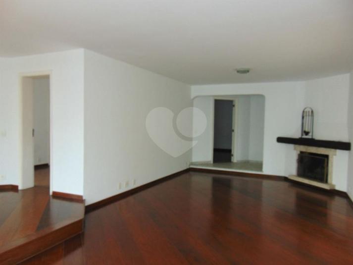 Foto REO71098