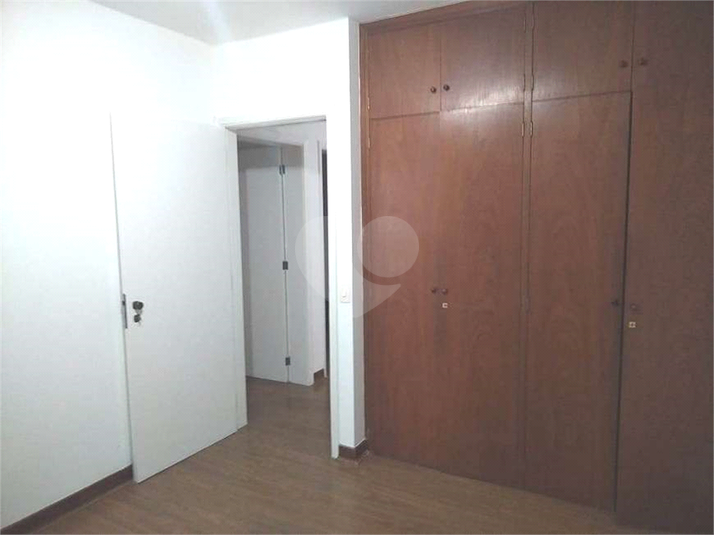 Foto REO71098