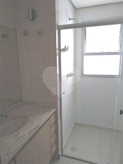 Foto REO71098