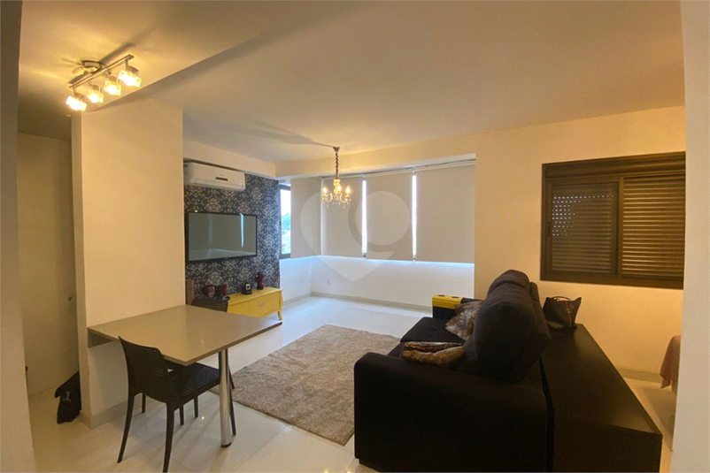 Aluguel Apartamento Porto Alegre Independência REO711063 5