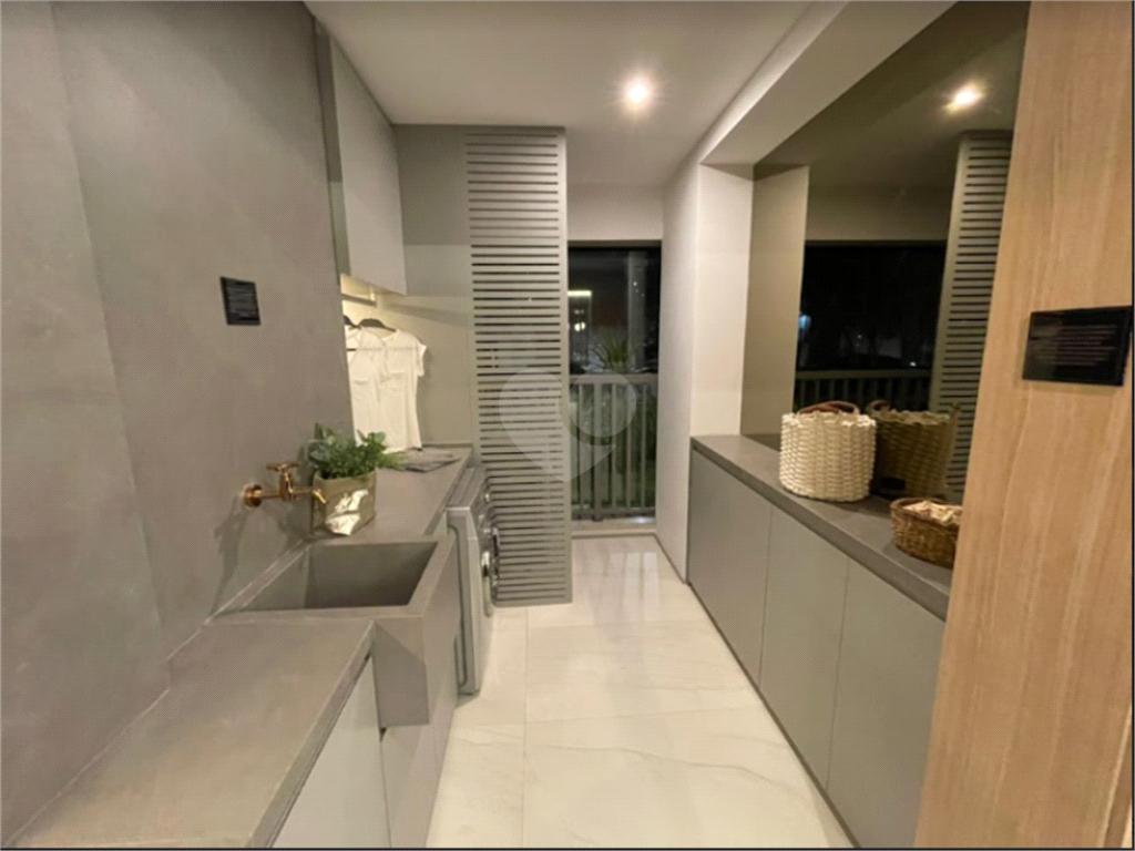 Venda Apartamento São Paulo Campo Belo REO711156 7