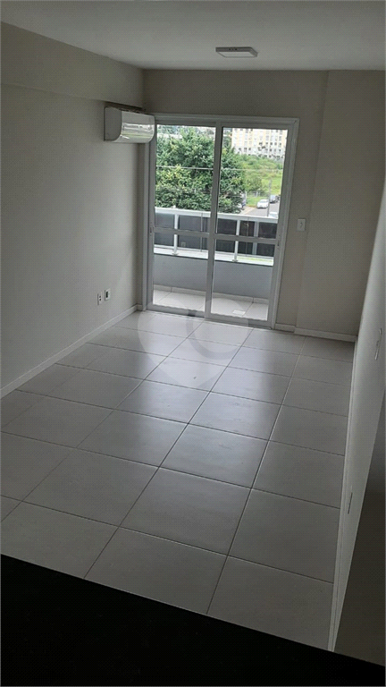 Venda Apartamento Cachoeirinha Vila Princesa Izabel REO711410 13