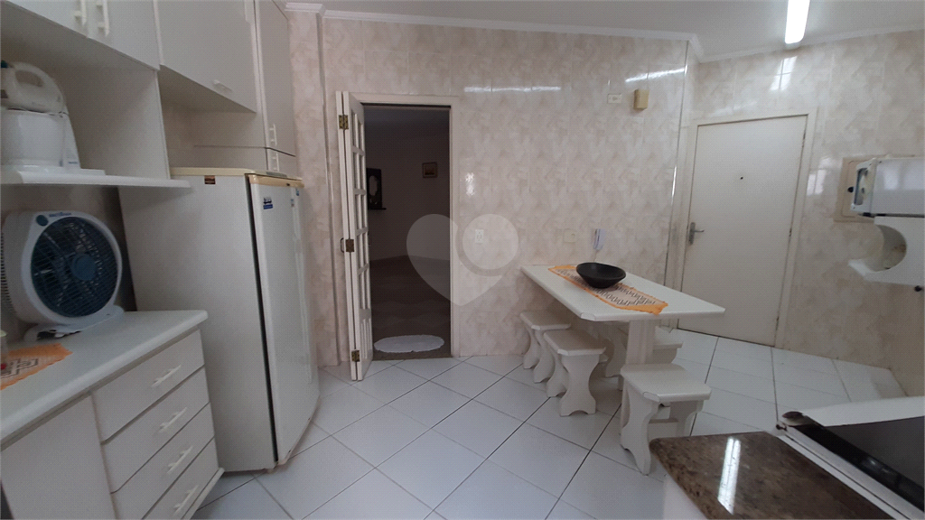 Venda Apartamento Guarujá Pitangueiras REO711844 19