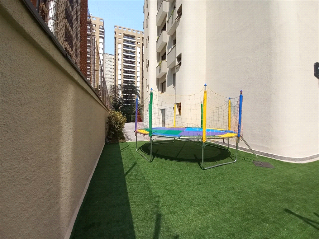 Venda Flat São Paulo Moema REO7124 23