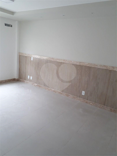 Foto REO712494