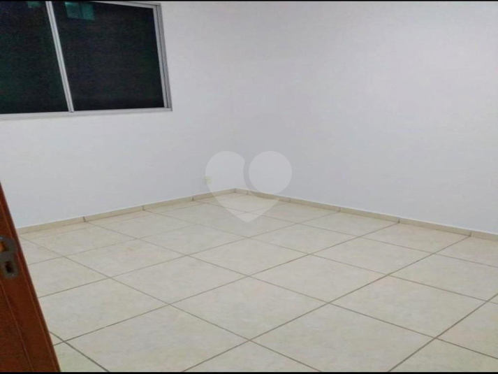 Foto REO712600