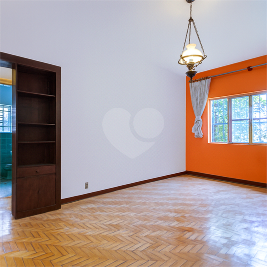 SALA DE ESTAR;. TOALETE